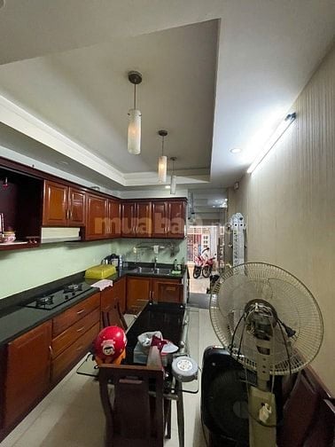 Nhà siêu rẻ - đẹp - hẻm Thành Thái - 8 CHDV - giá chỉ 8x tỷ
