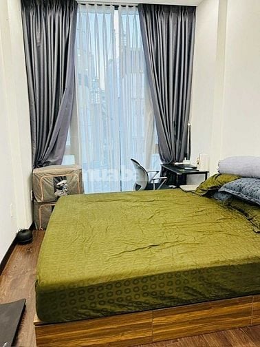 CẦN TIỀN BÁN GẤP LÊ VĂN Sỹ.Q3 GIÁ 4Tỷ6. DT35m2. 3,5X10. 3TẦNG.HẺM 3MM