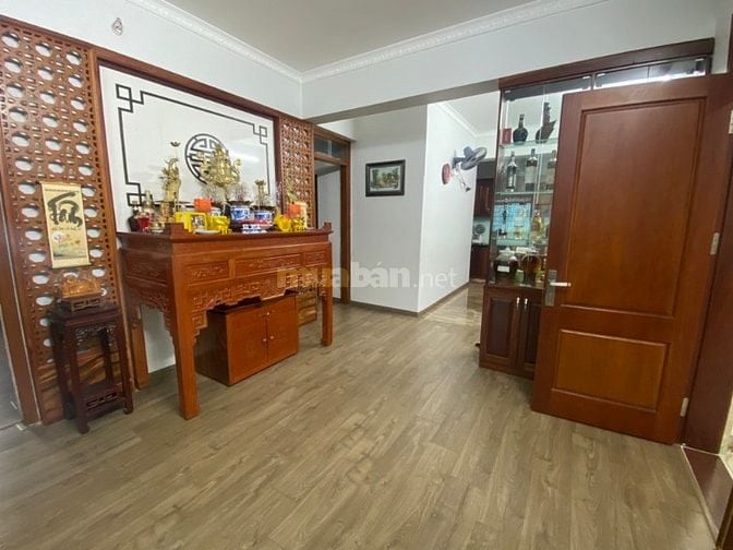 Bán gấp chung cư đường Nguyễn Cơ Thạch, giá hợp lý, 3 ngủ, 6,8 tỷ.