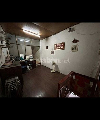 Bán nhà hẻm 4m Nguyễn Văn Cừ P1 Q5 diện tích 3x13m chỉ 6,3 tỷ.