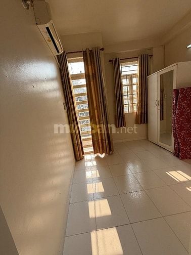 [Chính chủ] Bán nhà hẻm 24.8m2, đủ nội thất, 2 phòng ngủ, toilet riêng