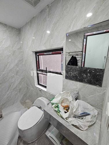 NHÀ LONG BIÊN  7 TẦNG, THANG MÁY, Ô TÔ ĐỖ TRONG NHÀ. Tài chính 9.1 tỷ
