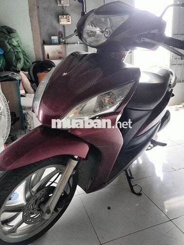 Nhà còn dư xe cho nên cần bán để lại anh em nào