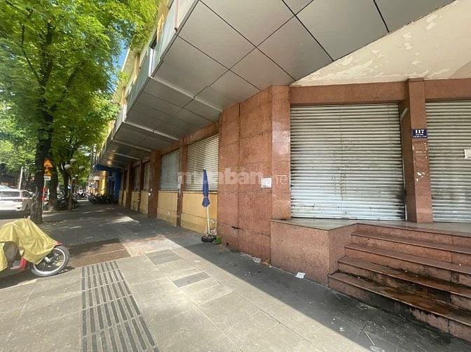 Cho thuê văn phòng ngay gần nhà Thờ Đức Bà, Bưu Điện Thành Phố. 