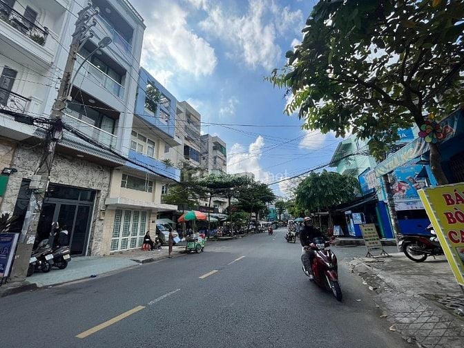 2 MT Dương Đình Nghệ - Cư xá Bình Thới ( 4 x 15m). Giá: 12,9 Tỷ