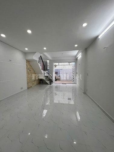 Bán nhà Hóc Môn sổ hồng riêng, 1 trệt 1 lầu, đường Phan Văn Hớn