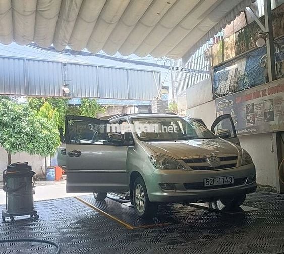 Toyota Innova 2007 G - 40000 km