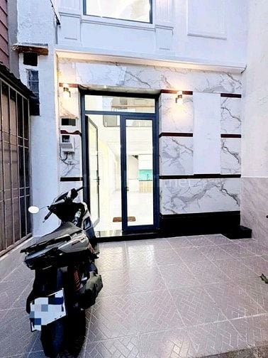 Kẹt tiền bán nhà Lý Thường Kiệt, p.15, Quận 11. Giá 4,01 tỷ/56m2, HXH