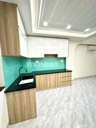 Kẹt tiền bán nhà Lý Thường Kiệt, p.15, Quận 11. Giá 4,01 tỷ/56m2, HXH