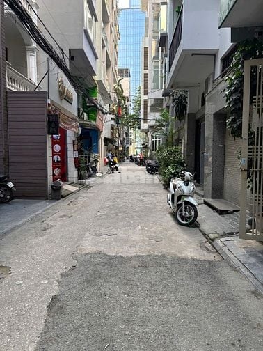 bán nhà mặt ngõ 4m phố Cù Chính Lan DTSĐ40m,4T,MT4 giá 13,5 tỷ