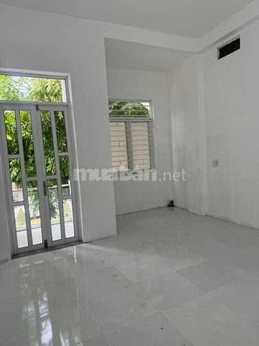 Cho thuê nhà nguyên căn mặt tiền đường Tôn Đức Thắng