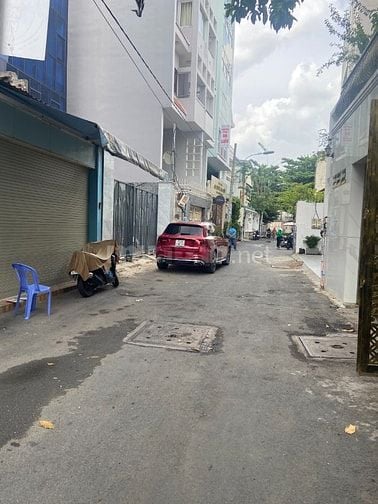  Bán nhà Mặt tiền Phạm Đình Toái, P.6, Q.3, DT: 4 x 14m, 56m2, cấp 4