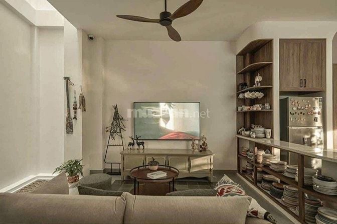 Bán nhà đẹp mới xây hẻm 671 Nguyễn Kiệm, Phường 9, Phú Nhuận.