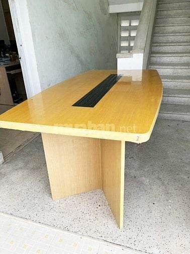Thanh lý bàn họp gỗ công nghiệp