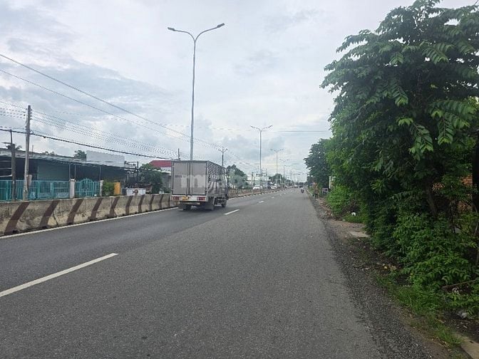 CHO THUÊ NHÀ XƯỞNG MT QUỐC LỘ 22 CÓ PCCC, TIỆN KINH DOANH 
