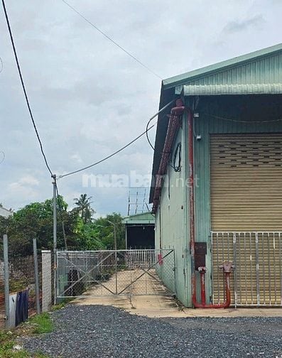 CHO THUÊ NHÀ XƯỞNG MT QUỐC LỘ 22 CÓ PCCC, TIỆN KINH DOANH 