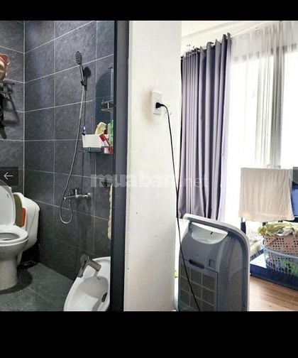 Bán nhà hẻm rộng 4m Đề Thám Q1 mới 4 tầng ngang 3,8m chỉ 7,8 tỷ.