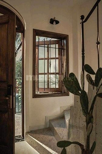 Bán nhà đẹp mới xây hẻm 671 Nguyễn Kiệm, Phường 9, Phú Nhuận.
