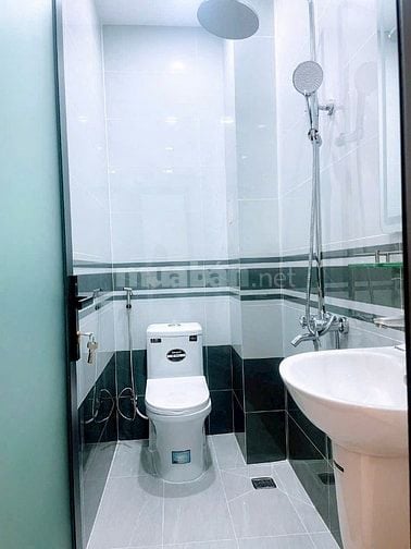 Hơn 3 đồng cho siêu phẩm 68m2 Nguyễn Đình Chiểu. Xây 3 lầu, hẻm 6m