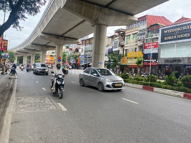 Bán nhà Cầu Giấy. Sau nhà mặt phố. 