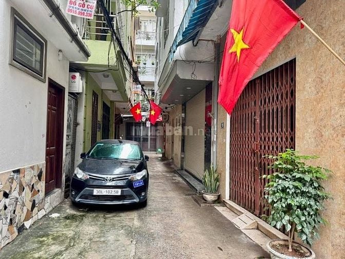 Nhà Đẹp Ô Tô Ngủ Trong Nhà Hoàng Mai 42m, 5 tầng, mt 4.2m, giá 15.2 tỷ