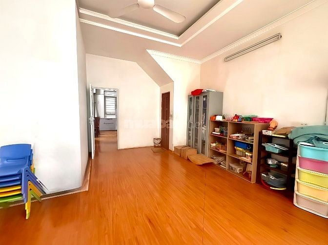 Phân lô Liễu Giai 56m2*5T,mt 5.3m, 2thoáng, oto tránh,KD, giá 20.95tỷ.