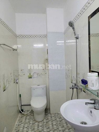 4×16-2tầng-hẻm-xe-hơi-nguyễn-văn-quá-quận12- khu dân cư đông đúc 