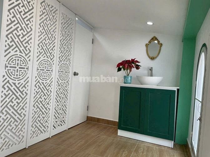 Chủ nhà ngộp lãi bán gấp nhà hẻm oto. Đường Quốc lộ 13 , Hiệp Bình Chá