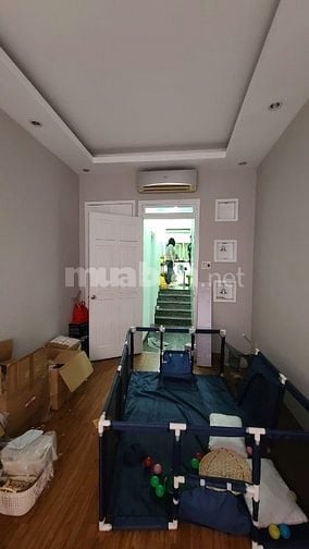 Cần cho thuê nhà nguyên căn Đường Huỳnh Văn Bánh, p 13 Quận phú nhuận