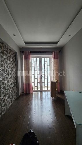 Cần cho thuê nhà nguyên căn Đường Huỳnh Văn Bánh, p 13 Quận phú nhuận