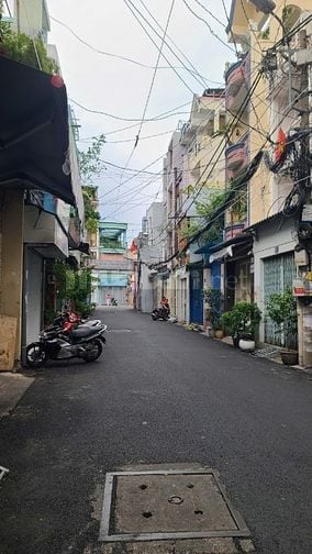 Cần cho thuê nhà nguyên căn Đường Huỳnh Văn Bánh, p 13 Quận phú nhuận