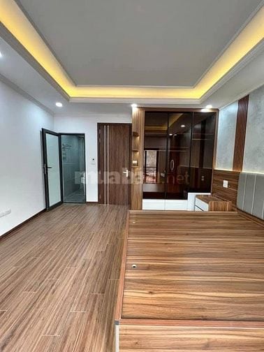 Nhà Đẹp Thang Máy Khương Đình, Thanh Xuân 35m, 6 tầng, mt 4,5m, 8.9 tỷ