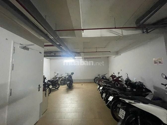 Toà nhà CHDV hầm và 4 tầng mặt đường Lê Thị Chợ Quận 7. Có 23p. 21 tỷ