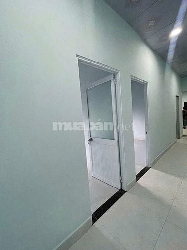 Cần tiền bán nhà cấp 4. DT 122,7m2 ở Hóc Môn giá 850 triệu.