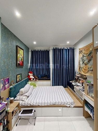 NHÀ ĐẸP -5 LẦU -SỔ VUÔNG -3PN -TÔ HIẾN THÀNH NGAY TT Q10- KHU AN NINH-
