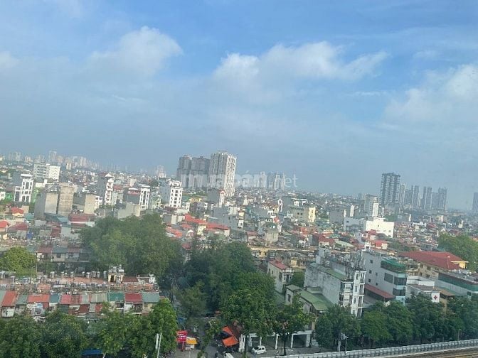 Cho thuê nhà chung cư Royal City