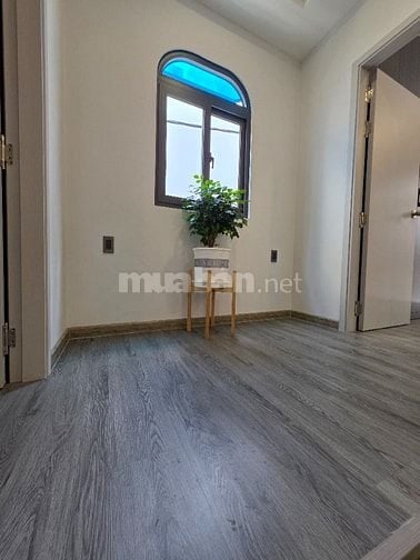 Bán nhà cách mặt tiền 20m Lê Văn Sỹ F10 Phú Nhuận 