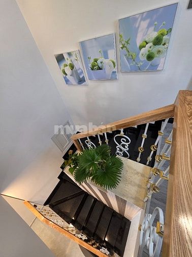 Bán nhà cách mặt tiền 20m Lê Văn Sỹ F10 Phú Nhuận 