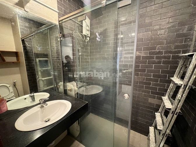 Chính chủ cho thuê, nhà mới sạch đẹp chủ việc sách bolo vô ở liền