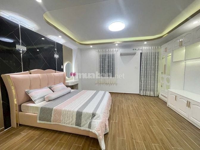 Tòa nhà CHDV 7 tầng, mặt tiền Q7, thu nhập 80tr/tháng, chỉ 22 tỷ