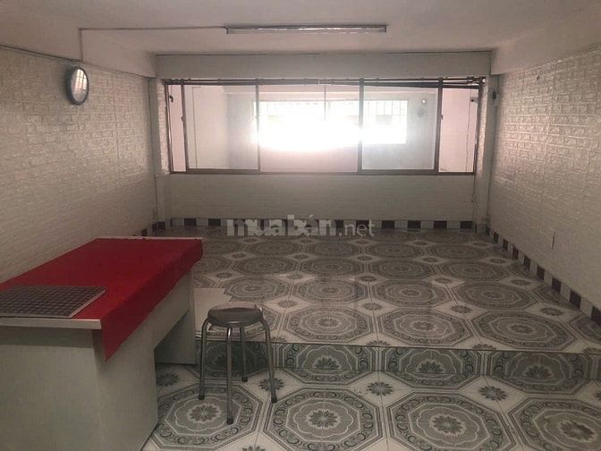 Chính chủ Bán nhà Mặt tiền đường Phan Phú Tiên, P.10, Quận 5