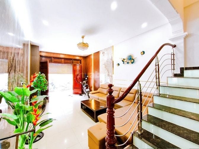 Bán nhà đường Hoàng Mai ô tô tránh, Dt 58m2, 4t, kinh doanh đỉnh.
