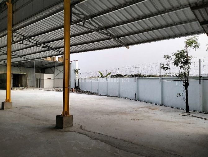 CHO THUÊ KHO CÓ NHÀ VĂN PHÒNG LIỀN KỀ MỚI XÂY DỰNG MẶT TIỀN QL1A