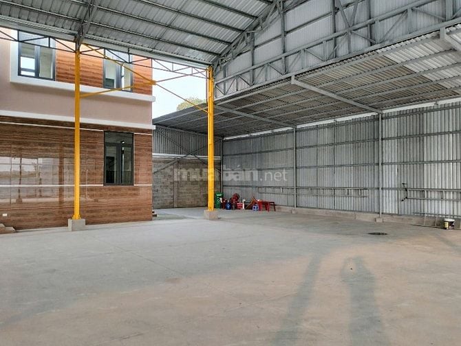CHO THUÊ KHO CÓ NHÀ VĂN PHÒNG LIỀN KỀ MỚI XÂY DỰNG MẶT TIỀN QL1A