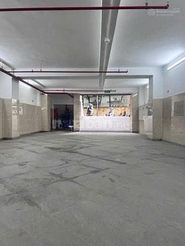 Cho thuê toà văn phòng mới, mặt phố Trung Kính, Cầu Giấy, 135m2x9 tầng