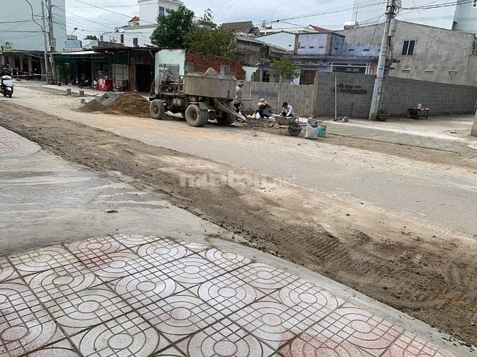 Lô vip 2 mặt tiền trung tâm thành phố Cam Ranh