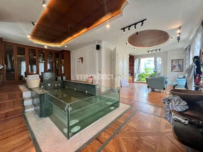 Bán biệt thự view hồ TP Giao lưu, Phạm Văn Đồng, Hà Nội