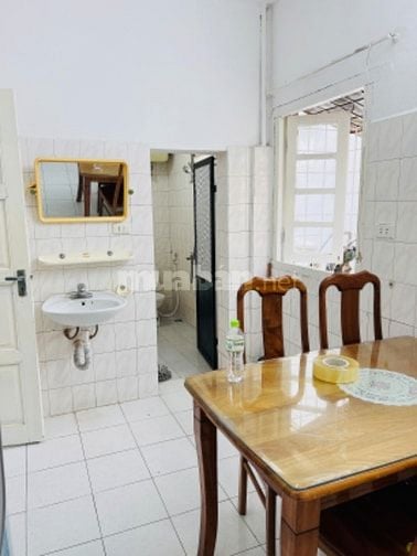 Chính chủ cho thuê căn hộ tầng 4, B5A Nam Thành Công, Láng Hạ, Đống Đa