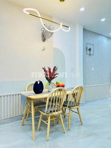 Bán nhà trung tâm Tan Bình - Đường Gò Cẩm Đệm. Ngay công viên
