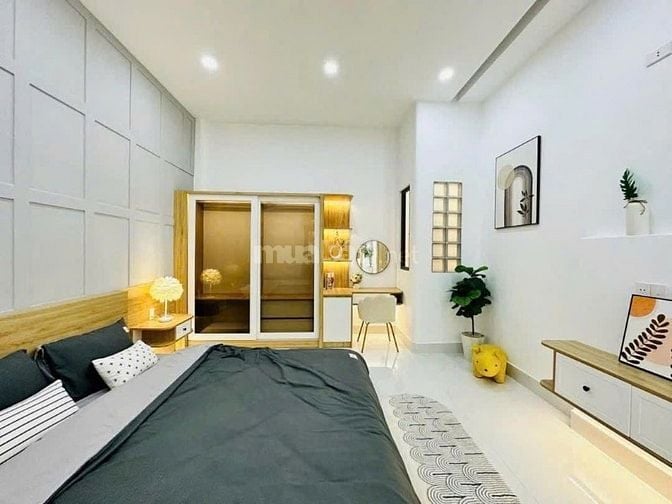 Bán nhà trung tâm Tan Bình - Đường Gò Cẩm Đệm. Ngay công viên